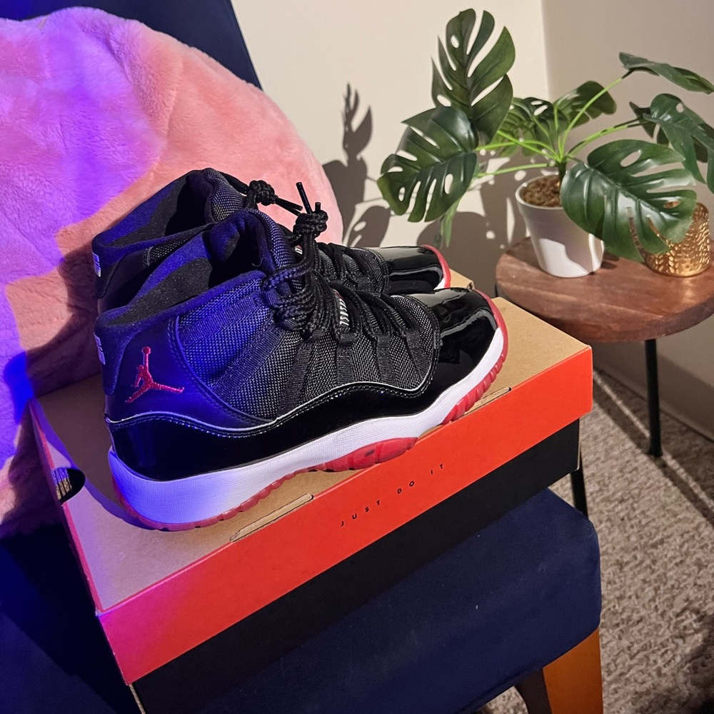 Nike Bred 11